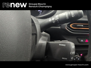 Photo 18 du bon plan DACIA Sandero 1.0 TCe 90ch Expression CVT occasion à 14999 €