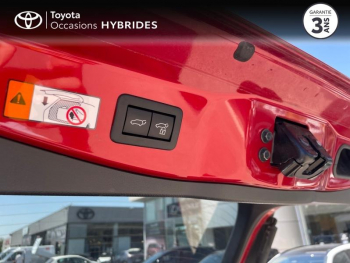 Photo 16 du bon plan TOYOTA C-HR 1.8 Hybride 140ch Collection NG23 occasion à 29990 €
