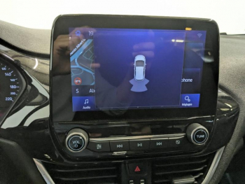 Photo 18 du bon plan FORD Fiesta 1.0 EcoBoost 95ch Titanium 5p occasion à 12489 €