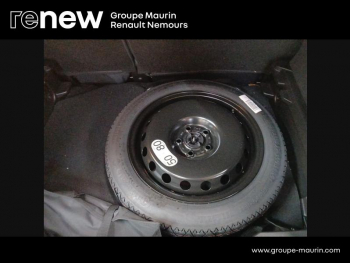 Photo 12 du bon plan RENAULT Captur 1.6 E-Tech full hybrid 145ch esprit Alpine occasion à 24900 €