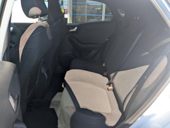 Photo 28 du bon plan FORD Puma 1.0 Flexifuel 125ch S&S mHEV ST-Line occasion à 17990 €