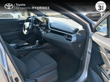 Photo 6 du bon plan TOYOTA C-HR 122h Design 2WD E-CVT RC18 occasion à 17990 €