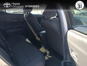 Photo 7 du bon plan TOYOTA C-HR 122h Design 2WD E-CVT RC18 occasion à 17990 €