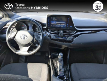 Photo 8 du bon plan TOYOTA C-HR 122h Design 2WD E-CVT RC18 occasion à 17990 €