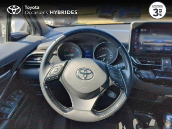 Photo 9 du bon plan TOYOTA C-HR 122h Design 2WD E-CVT RC18 occasion à 17990 €