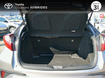 Photo 10 du bon plan TOYOTA C-HR 122h Design 2WD E-CVT RC18 occasion à 17990 €