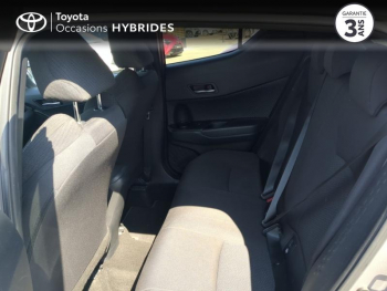 Photo 12 du bon plan TOYOTA C-HR 122h Design 2WD E-CVT RC18 occasion à 17990 €