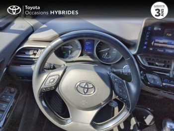 Photo 13 du bon plan TOYOTA C-HR 122h Design 2WD E-CVT RC18 occasion à 17990 €