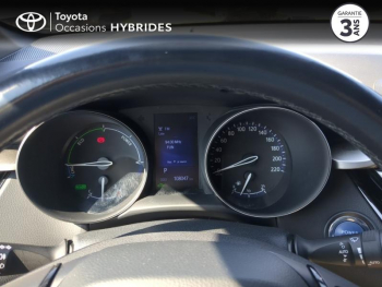 Photo 14 du bon plan TOYOTA C-HR 122h Design 2WD E-CVT RC18 occasion à 17990 €