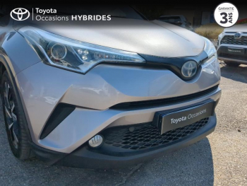 Photo 23 du bon plan TOYOTA C-HR 122h Design 2WD E-CVT RC18 occasion à 17990 €
