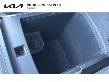 Photo 28 du bon plan KIA e-Niro e-Premium 204ch occasion à 20990 €