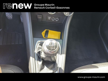 Photo 28 du bon plan RENAULT Captur 1.0 TCe 90ch Evolution occasion à 15980 €