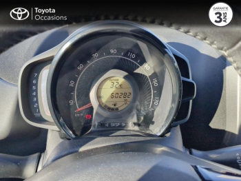 Photo 14 du bon plan TOYOTA Aygo 1.0 VVT-i 72ch x-play x-app 5p MC18 occasion à 9990 €