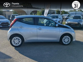 Photo 17 du bon plan TOYOTA Aygo 1.0 VVT-i 72ch x-play x-app 5p MC18 occasion à 9990 €