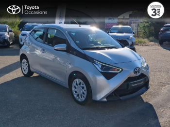 Photo 19 du bon plan TOYOTA Aygo 1.0 VVT-i 72ch x-play x-app 5p MC18 occasion à 9990 €