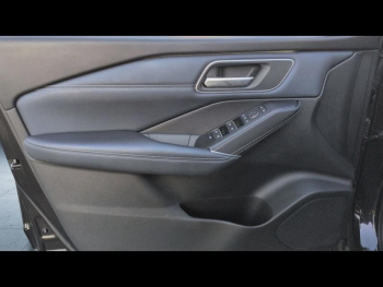 Photo 21 du bon plan NISSAN Qashqai e-POWER 190ch Tekna 2024 occasion à 31490 €