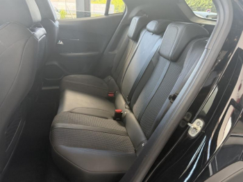 Photo 11 du bon plan PEUGEOT 2008 1.2 PureTech 130ch S&S GT EAT8 occasion à 15490 €