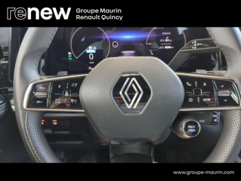 Photo 15 du bon plan RENAULT Austral 1.2 E-Tech full hybrid 200ch Iconic- 23 occasion à 32690 €