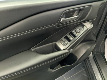 Photo 10 du bon plan NISSAN Qashqai e-POWER 190ch N-Connecta 2022 occasion à 27990 €