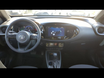 Photo 17 du bon plan TOYOTA Aygo X 116h Graphic occasion à 23111 €