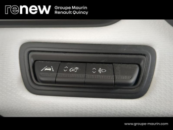 Photo 13 du bon plan RENAULT Clio 1.6 E-Tech hybride 140ch Intens -21N occasion à 15990 €