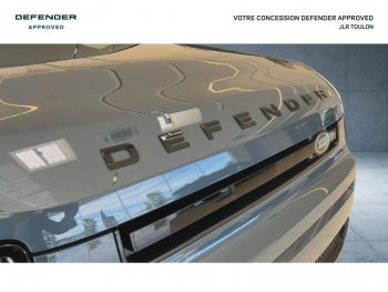 Photo 12 du bon plan LAND-ROVER Defender 110 2.0 P300e PHEV Black Edition occasion à 119900 €