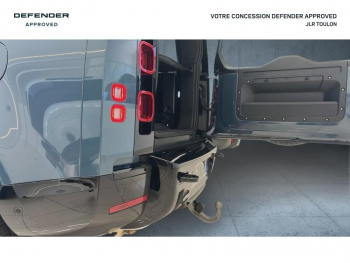 Photo 24 du bon plan LAND-ROVER Defender 110 2.0 P300e PHEV Black Edition occasion à 119900 €