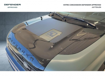 Photo 22 du bon plan LAND-ROVER Defender 110 2.0 P300e PHEV Trophy Edition Keswick Green occasion à 134900 €