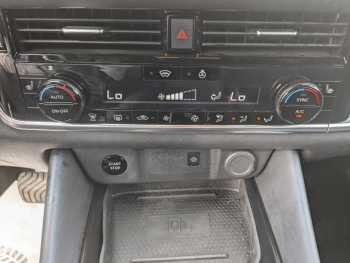 Photo 21 du bon plan NISSAN Qashqai e-POWER 190ch Tekna 2022 occasion à 25800 €