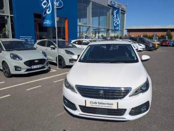 Photo 2 du bon plan PEUGEOT 308 1.2 PureTech 130ch E6.c S&S Tech Edition EAT8 occasion à 11890 €