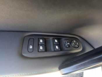 Photo 12 du bon plan PEUGEOT 308 1.2 PureTech 130ch E6.c S&S Tech Edition EAT8 occasion à 11890 €