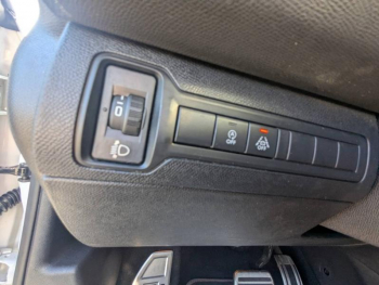 Photo 13 du bon plan PEUGEOT 308 1.2 PureTech 130ch E6.c S&S Tech Edition EAT8 occasion à 11890 €