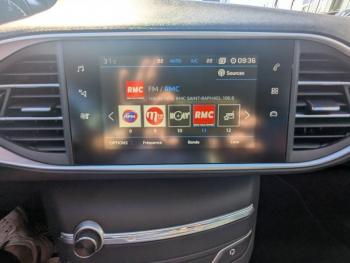Photo 16 du bon plan PEUGEOT 308 1.2 PureTech 130ch E6.c S&S Tech Edition EAT8 occasion à 11890 €