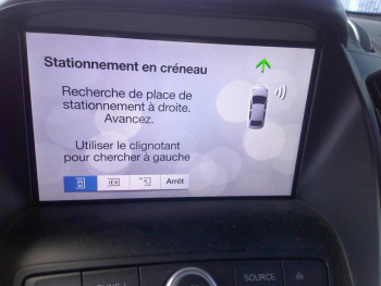 Photo 8 du bon plan FORD Kuga 1.5 Flexifuel-E85 150ch Stop&Start Vignale 4x2 BVA Euro6.2 occasion à 18900 €