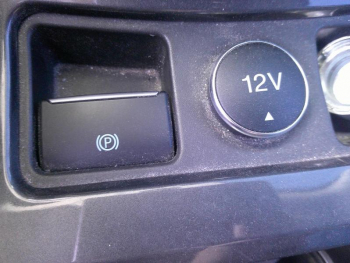 Photo 15 du bon plan FORD Kuga 1.5 Flexifuel-E85 150ch Stop&Start Vignale 4x2 BVA Euro6.2 occasion à 18900 €