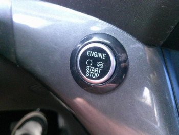 Photo 16 du bon plan FORD Kuga 1.5 Flexifuel-E85 150ch Stop&Start Vignale 4x2 BVA Euro6.2 occasion à 18900 €