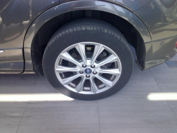 Photo 24 du bon plan FORD Kuga 1.5 Flexifuel-E85 150ch Stop&Start Vignale 4x2 BVA Euro6.2 occasion à 18900 €