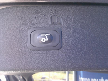 Photo 25 du bon plan FORD Kuga 1.5 Flexifuel-E85 150ch Stop&Start Vignale 4x2 BVA Euro6.2 occasion à 18900 €