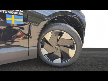 Photo 10 du bon plan VOLVO EX30 P5 Long Range 272ch 69kWh Ultra occasion à 42900 €