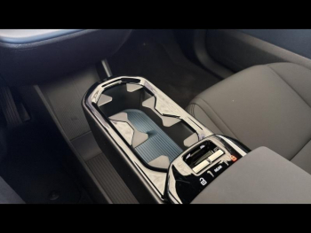 Photo 17 du bon plan VOLVO EX30 P5 Long Range 272ch 69kWh Ultra occasion à 42900 €