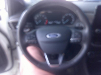 Photo 4 du bon plan FORD Puma 1.0 EcoBoost 125ch mHEV Titanium X 6cv occasion à 15901 €