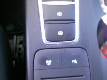 Photo 14 du bon plan FORD Kuga 2.5 Duratec 190ch FHEV E85 Titanium BVA occasion à 25900 €