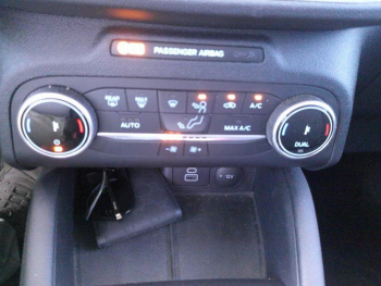 Photo 16 du bon plan FORD Kuga 2.5 Duratec 190ch FHEV E85 Titanium BVA occasion à 25900 €