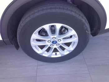 Photo 24 du bon plan FORD Kuga 2.5 Duratec 190ch FHEV E85 Titanium BVA occasion à 25900 €