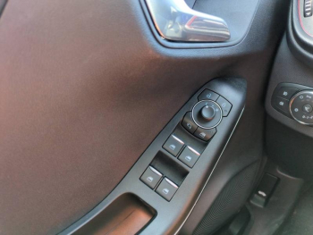 Photo 16 du bon plan FORD Puma 1.0 EcoBoost 125ch S&S mHEV ST-Line X Powershift occasion à 21990 €