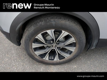 Photo 17 du bon plan RENAULT Captur 1.6 E-Tech hybride 145ch Evolution occasion à 21490 €