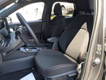 Photo 18 du bon plan FORD Kuga 2.5 Duratec 180ch Hybrid FlexiFuel ST-Line Powershift occasion à 31500 €