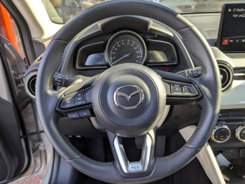Photo 11 du bon plan MAZDA Mazda 2 1.5 e-SKYACTIV G M Hybrid 90ch Centre-Line 2023 occasion à 14990 €