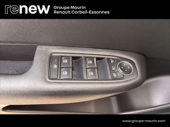 Photo 18 du bon plan RENAULT Arkana 1.6 E-Tech 145ch Business occasion à 17590 €