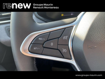 Photo 18 du bon plan RENAULT Clio 1.6 E-Tech 145ch full hybrid Evolution - 24 occasion à 17990 €
